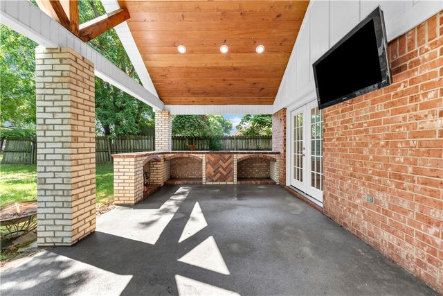 1245 Dick Smith Street, Springdale, AR 72764