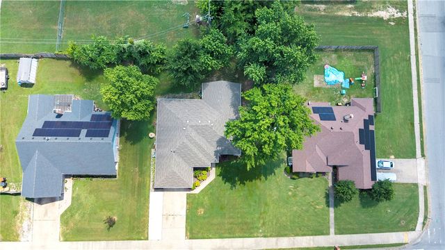1245 Dick Smith Street, Springdale, AR 72764