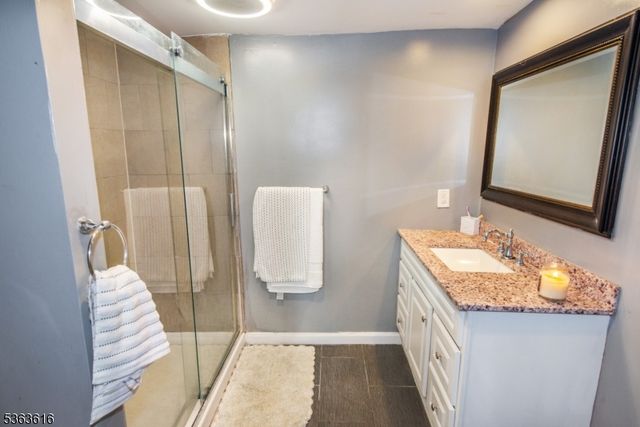 42 Pond School Rd, Wantage Twp., NJ 07461