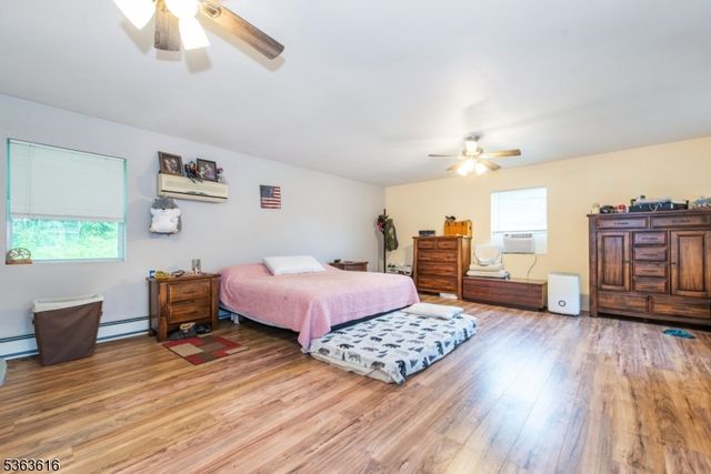 42 Pond School Rd, Wantage Twp., NJ 07461