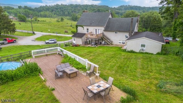 42 Pond School Rd, Wantage Twp., NJ 07461