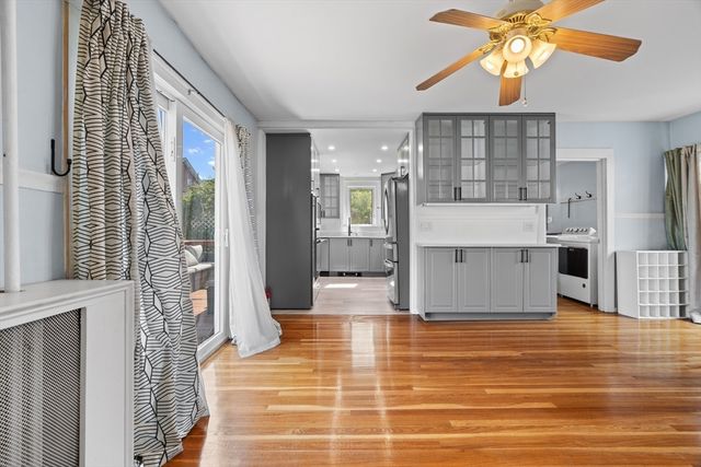 12 Lowell Place 1, Waltham, MA 02453