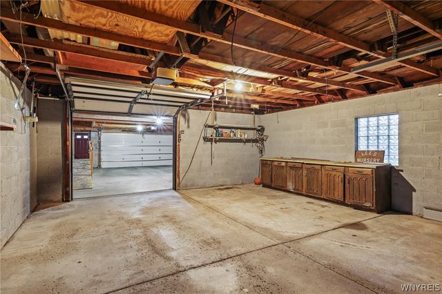 501 Lein Road, West Seneca, NY 14224