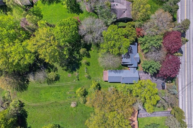 501 Lein Road, West Seneca, NY 14224