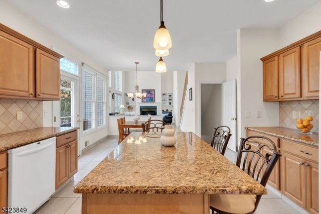64 Bradley Ln, Bridgewater Twp., NJ 08807