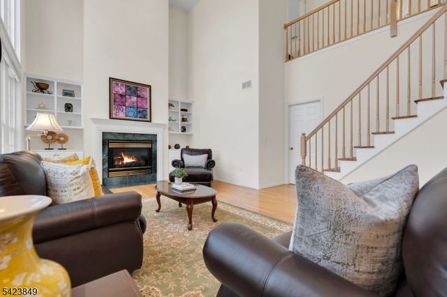 64 Bradley Ln, Bridgewater Twp., NJ 08807