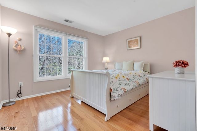 64 Bradley Ln, Bridgewater Twp., NJ 08807