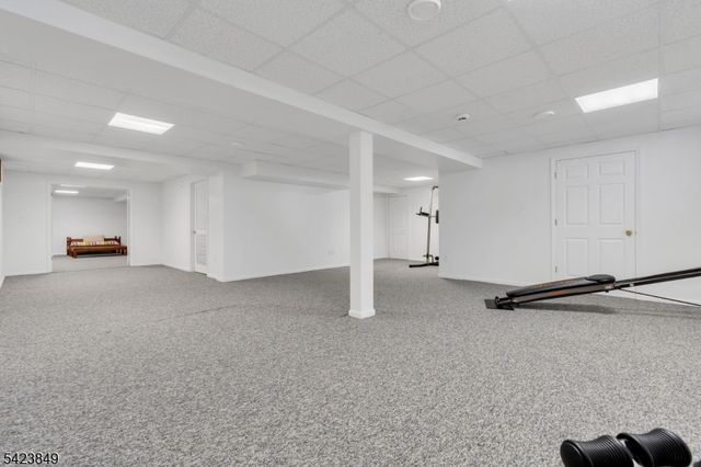 64 Bradley Ln, Bridgewater Twp., NJ 08807
