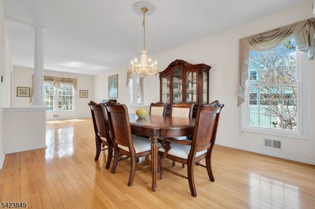 64 Bradley Ln, Bridgewater Twp., NJ 08807