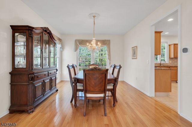 64 Bradley Ln, Bridgewater Twp., NJ 08807