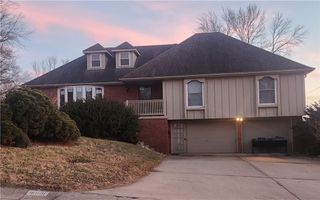 16001 E 30 Street, Independence, MO 64055