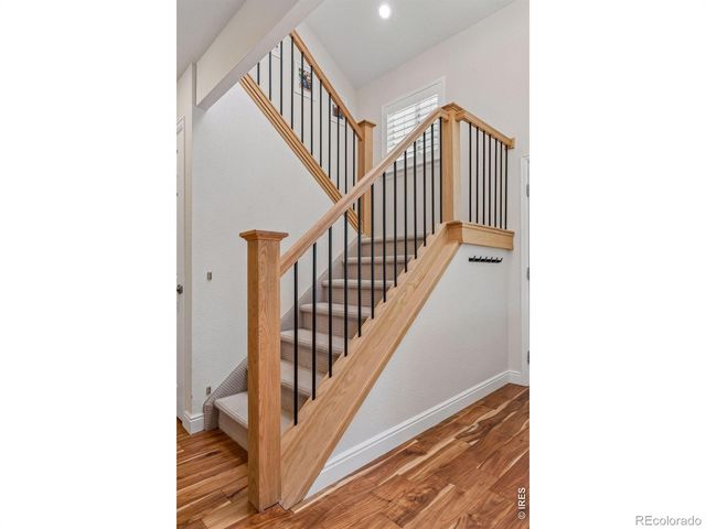 8099 Meadowdale Square, Niwot, CO 80503