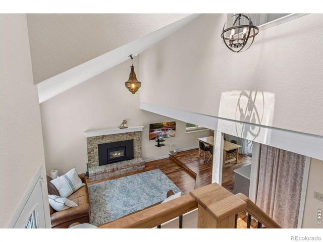 8099 Meadowdale Square, Niwot, CO 80503