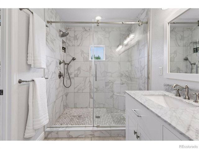8099 Meadowdale Square, Niwot, CO 80503