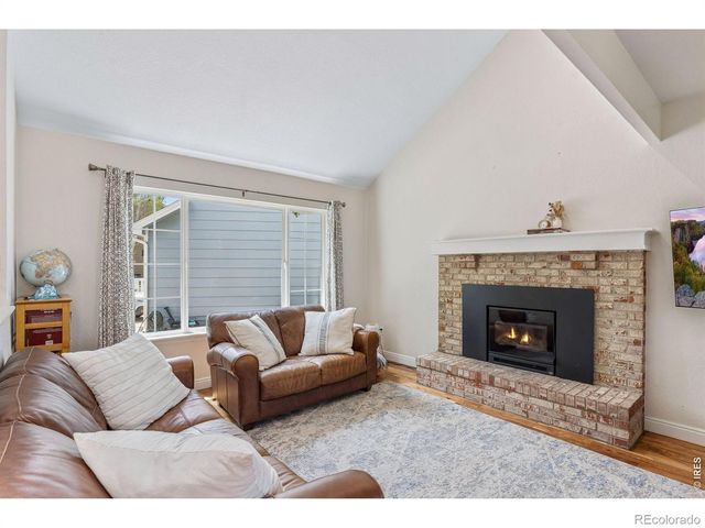 8099 Meadowdale Square, Niwot, CO 80503