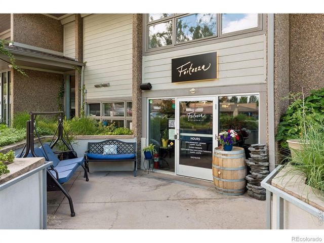 8099 Meadowdale Square, Niwot, CO 80503