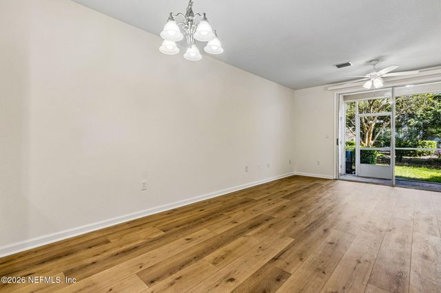 11445 SUMMERVIEW Circle, Jacksonville, FL 32256