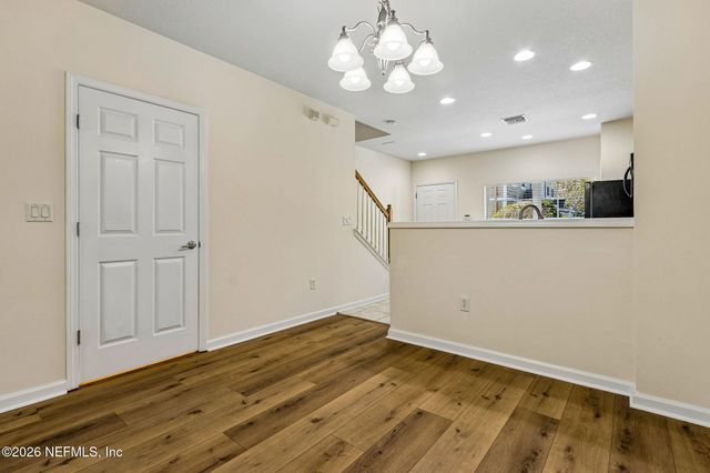 11445 SUMMERVIEW Circle, Jacksonville, FL 32256