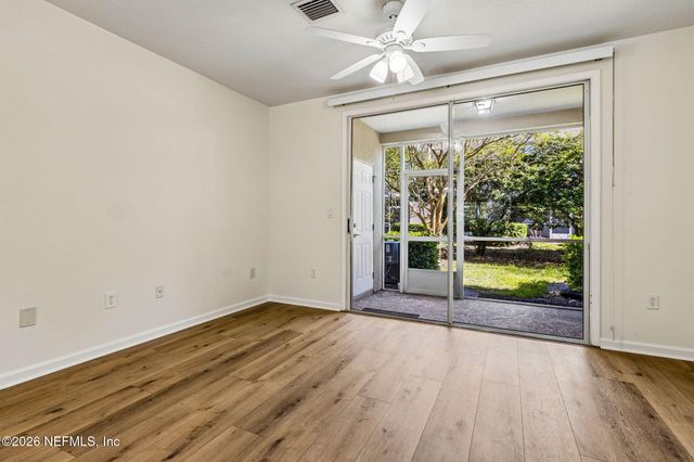 11445 SUMMERVIEW Circle, Jacksonville, FL 32256