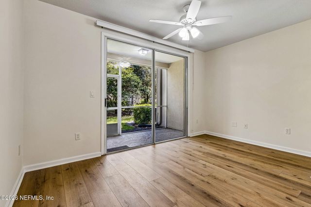 11445 SUMMERVIEW Circle, Jacksonville, FL 32256