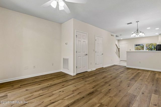 11445 SUMMERVIEW Circle, Jacksonville, FL 32256