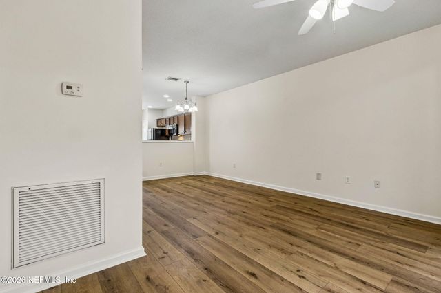 11445 SUMMERVIEW Circle, Jacksonville, FL 32256