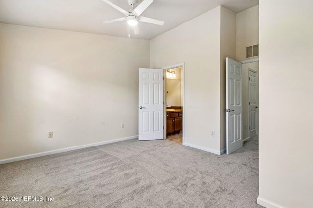 11445 SUMMERVIEW Circle, Jacksonville, FL 32256