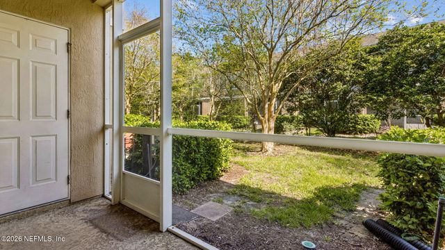 11445 SUMMERVIEW Circle, Jacksonville, FL 32256