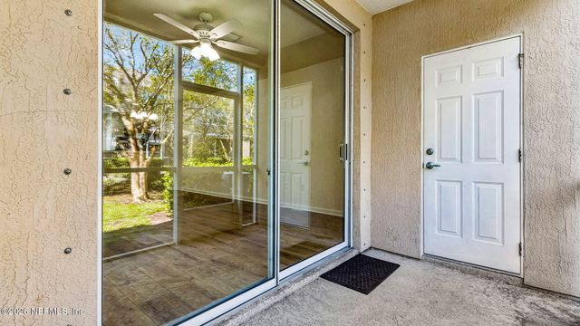 11445 SUMMERVIEW Circle, Jacksonville, FL 32256