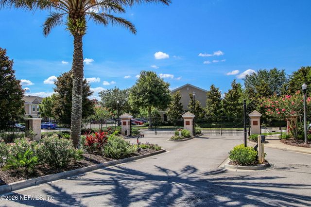 11445 SUMMERVIEW Circle, Jacksonville, FL 32256