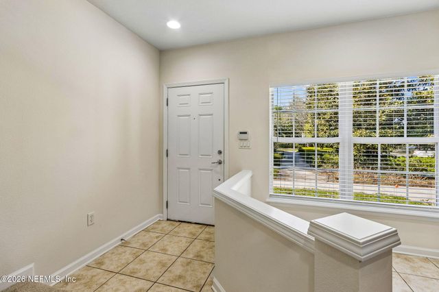 11445 SUMMERVIEW Circle, Jacksonville, FL 32256