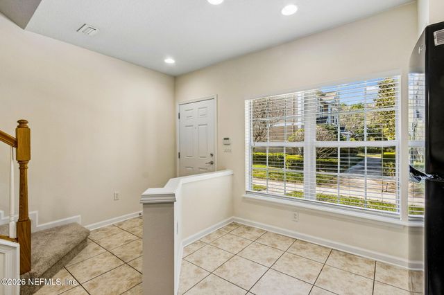 11445 SUMMERVIEW Circle, Jacksonville, FL 32256
