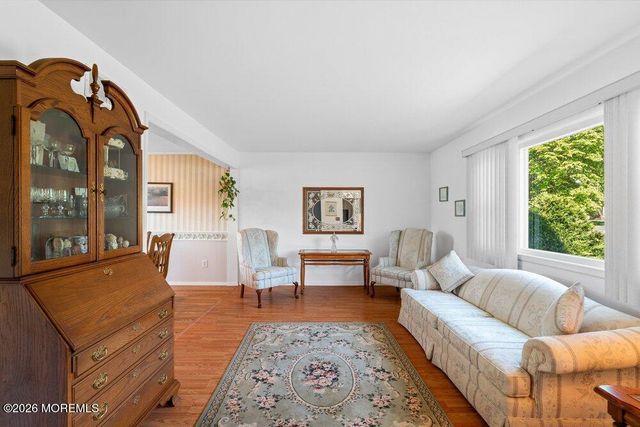 51 Cypress Road, Toms River, NJ 08753