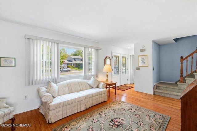 51 Cypress Road, Toms River, NJ 08753