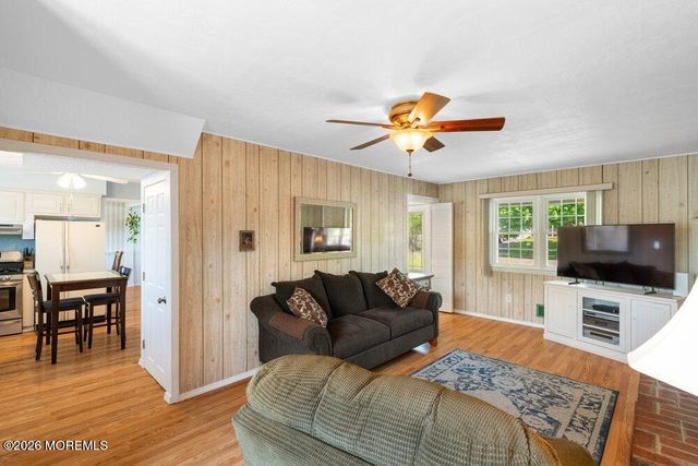 51 Cypress Road, Toms River, NJ 08753