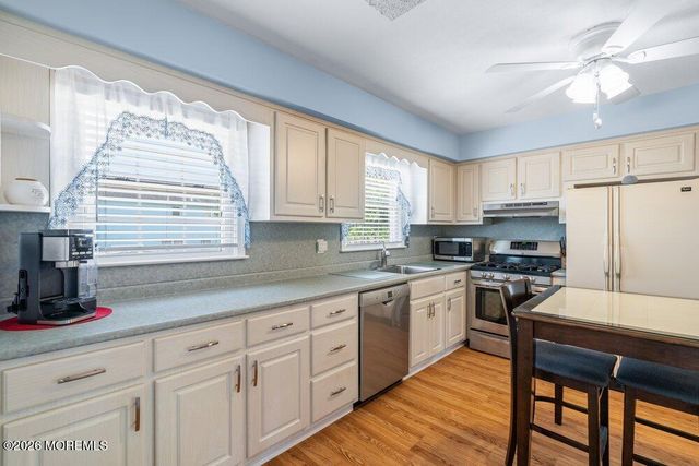 51 Cypress Road, Toms River, NJ 08753