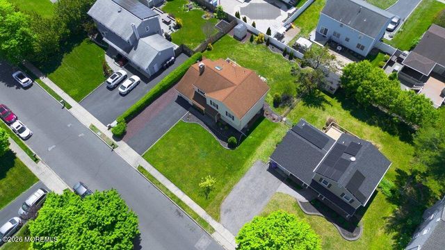 51 Cypress Road, Toms River, NJ 08753