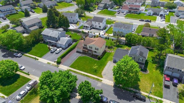 51 Cypress Road, Toms River, NJ 08753