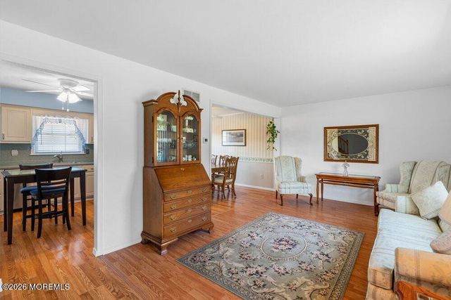 51 Cypress Road, Toms River, NJ 08753