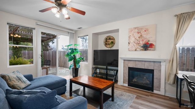 750 Harbor Park Dr, Suisun City, CA 94585