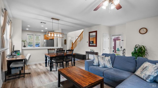 750 Harbor Park Dr, Suisun City, CA 94585