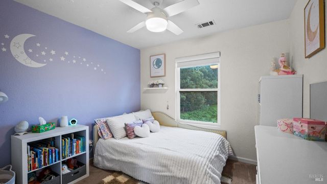 750 Harbor Park Dr, Suisun City, CA 94585