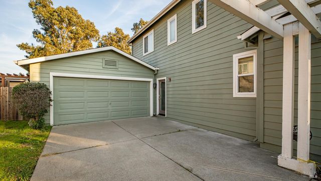 750 Harbor Park Dr, Suisun City, CA 94585