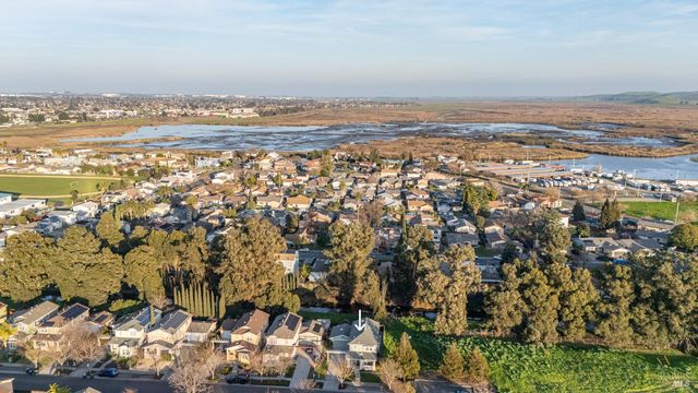 750 Harbor Park Dr, Suisun City, CA 94585