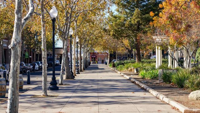 750 Harbor Park Dr, Suisun City, CA 94585