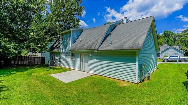 1040 Redan Trace, Stone Mountain, GA 30088