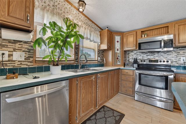 139 Zumwalt Circle, Hackberry, TX 75036