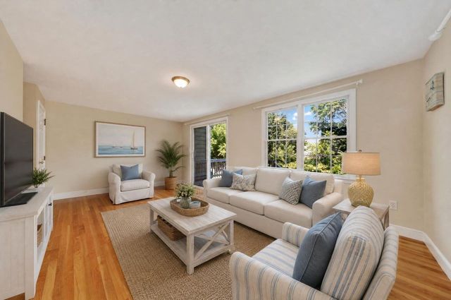 168 North St 4, Weymouth, MA 02191