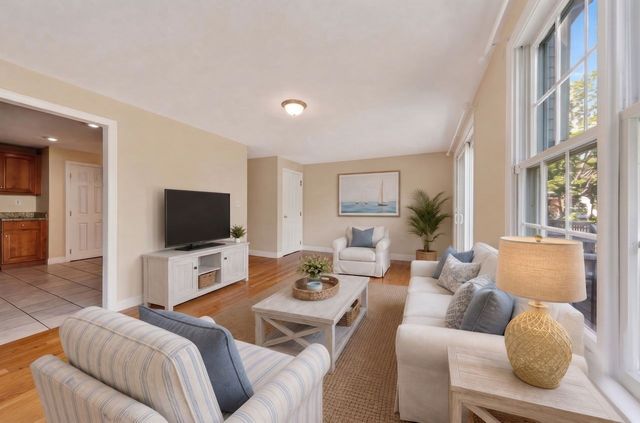 168 North St 4, Weymouth, MA 02191