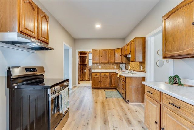 1515 S Saint Francis St, Wichita, KS 67211